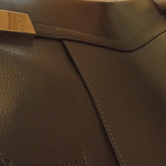 DKNY olive green convertible bag - Picture 7 of 11